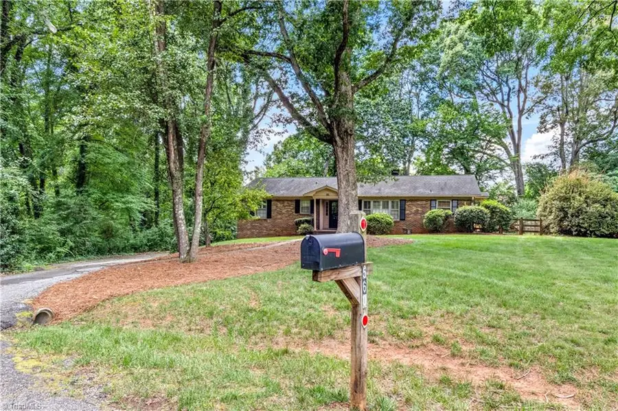 560 Kelway Place, Winston Salem, NC 27104 - #3