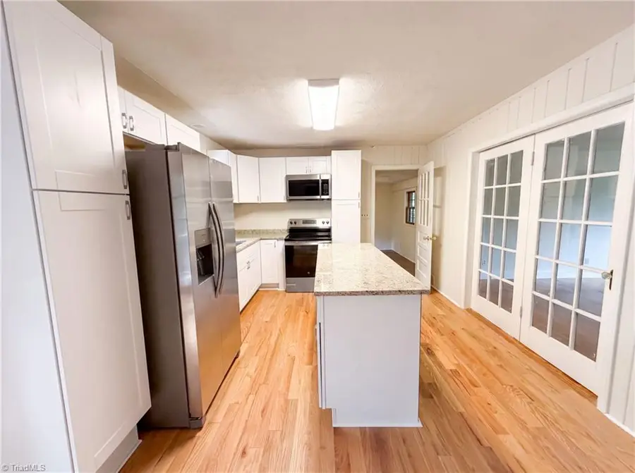 5148 Clearview Drive, Winston Salem, NC 27104 - #2