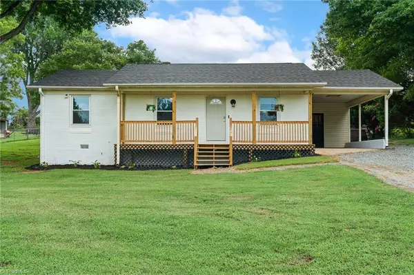141 Lowell Street, Lexington, NC 27295