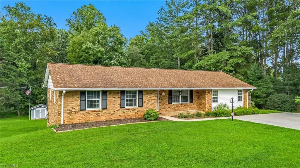 289 Welcome Home Ch Road, North Wilkesboro, NC 28659 - #1