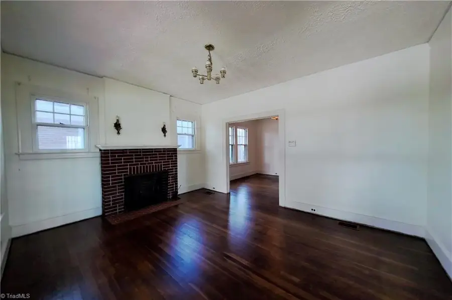 3004 N Patterson Avenue, Winston Salem, NC 27105 - #3