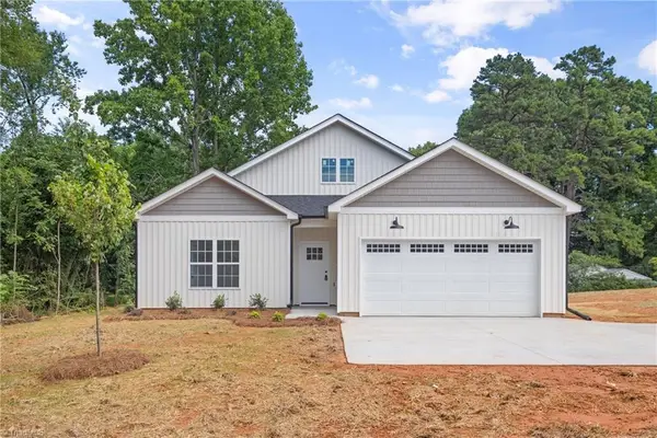 1649 Ralee Drive, Winston-Salem, NC 27127
