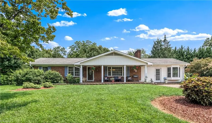 510 Gillespie Street, Dobson, NC 27017 - #3