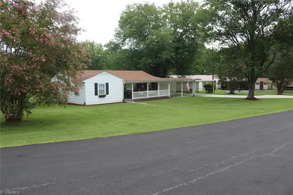 106 Mohawk Drive, King, NC 27021