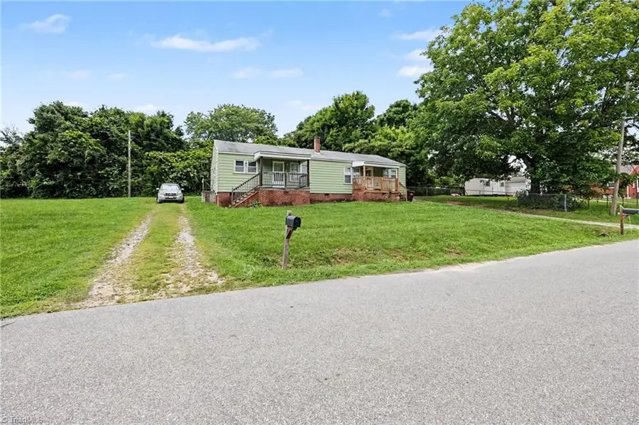 809 Arthur Avenue, High Point, NC 27263 - #2
