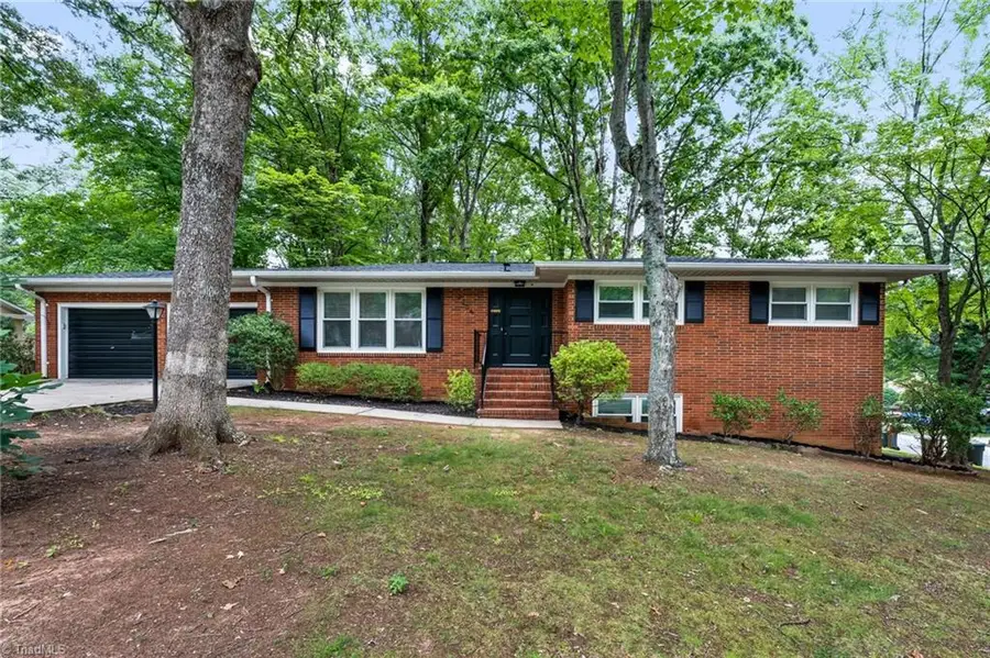 2205 Hathaway Drive, Greensboro, NC 27408 - #2