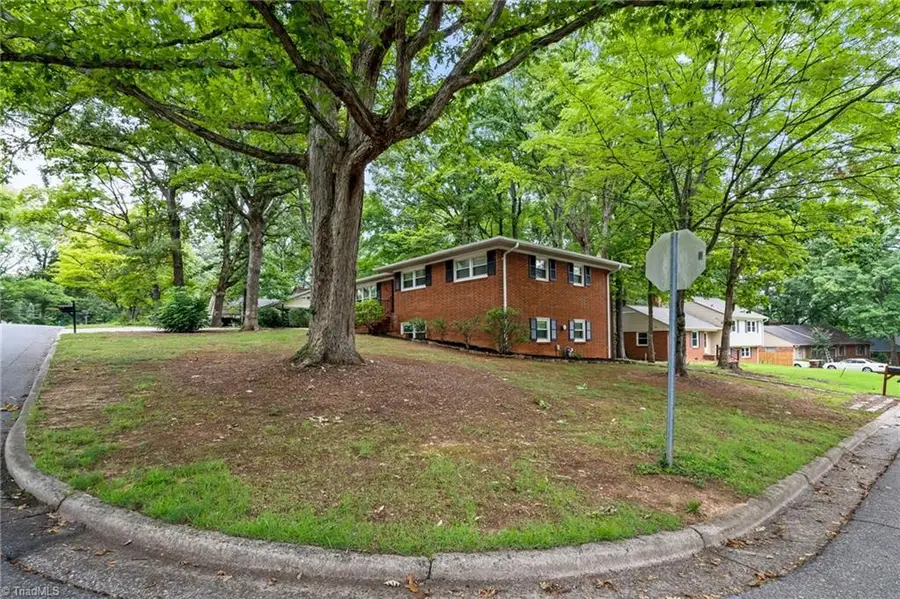 2205 Hathaway Drive, Greensboro, NC 27408 - #3