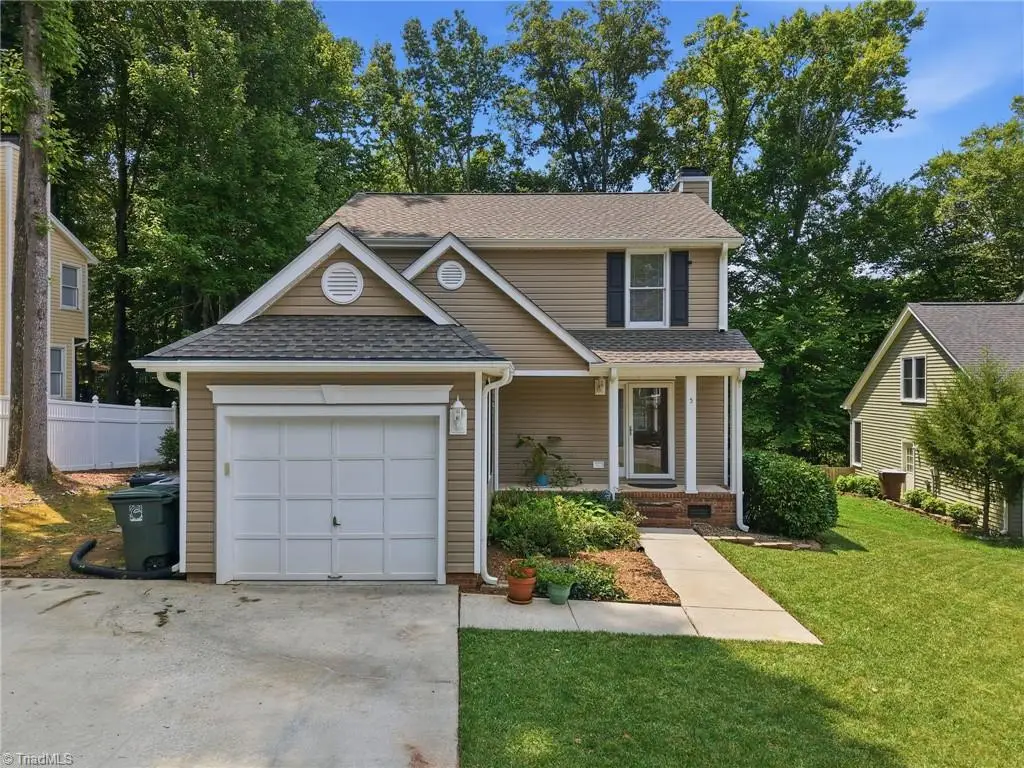 5 Thames Court, Greensboro, NC 27455 - #1