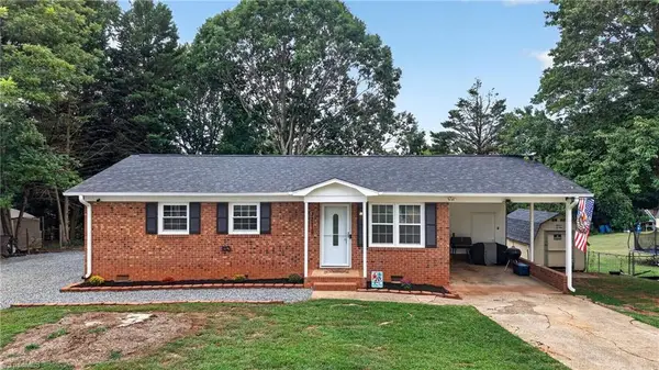 3775 Runway Drive, Sophia, NC 27350