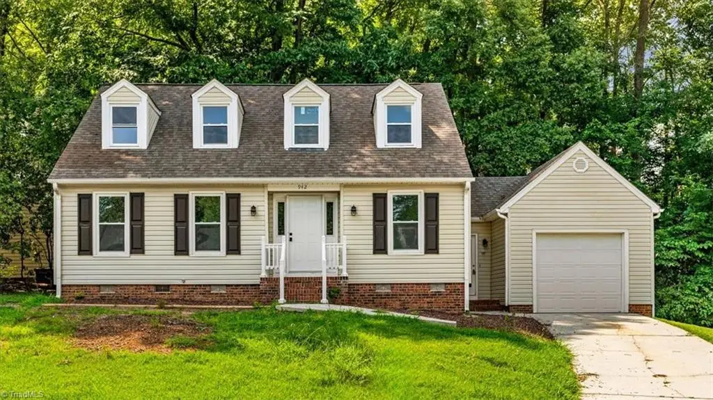 942 Chatfield Drive, Jamestown, NC 27282 - #1