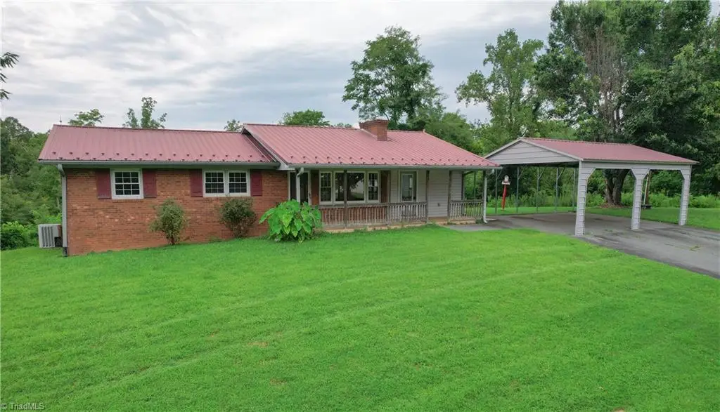 1106 Bob Mabe Road, Danbury, NC 27016 - #1