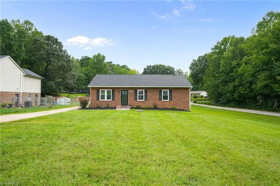 5006 Woodsboro Lane, Middle Fork I, NC 27105 - #2