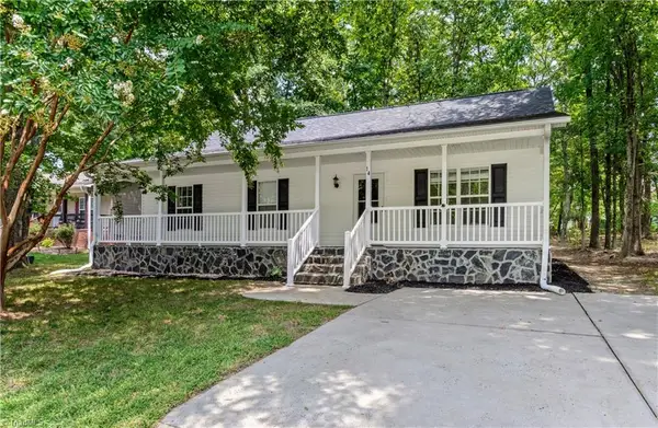 14 Brandy Wine Drive, Thomasville, NC 27360
