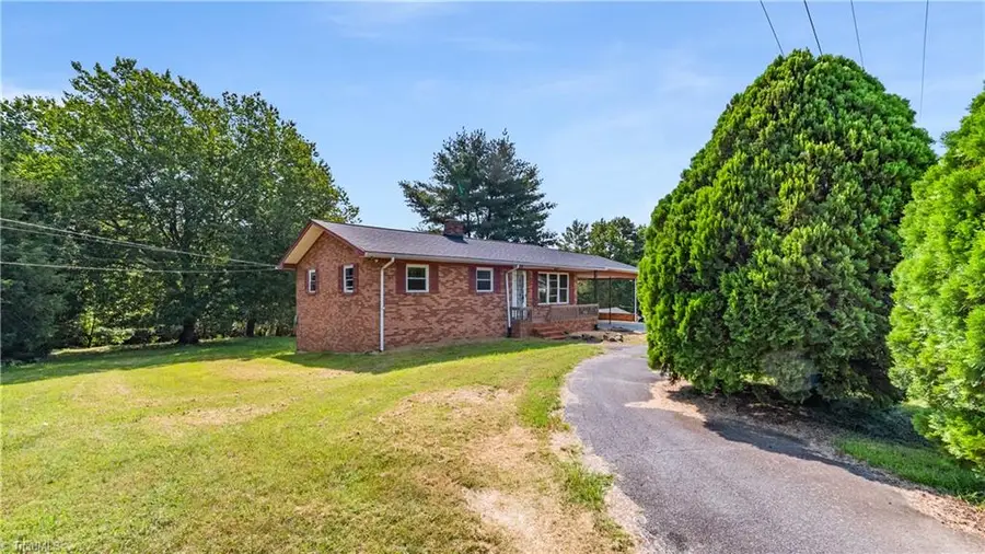 6056 Fairview Church Road, Trinity, NC 27370 - #2