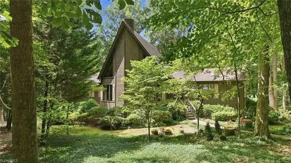 4401 Oakview Drive, Trinity, NC 27370