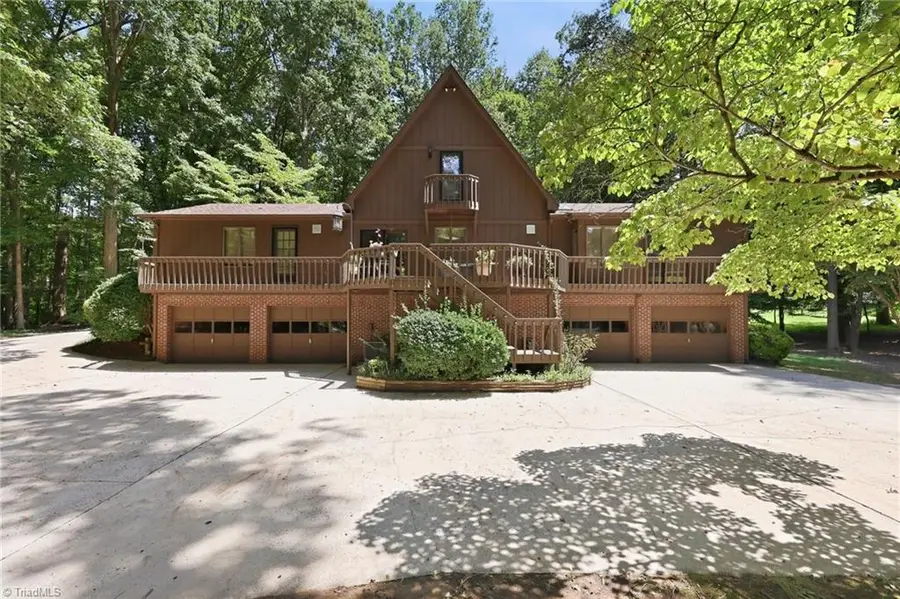 4401 Oakview Drive, Trinity, NC 27370 - #2