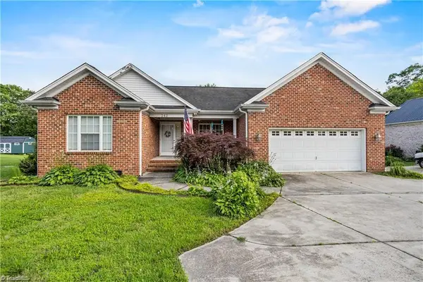 242 Hasty School Road, Thomasville, NC 27360