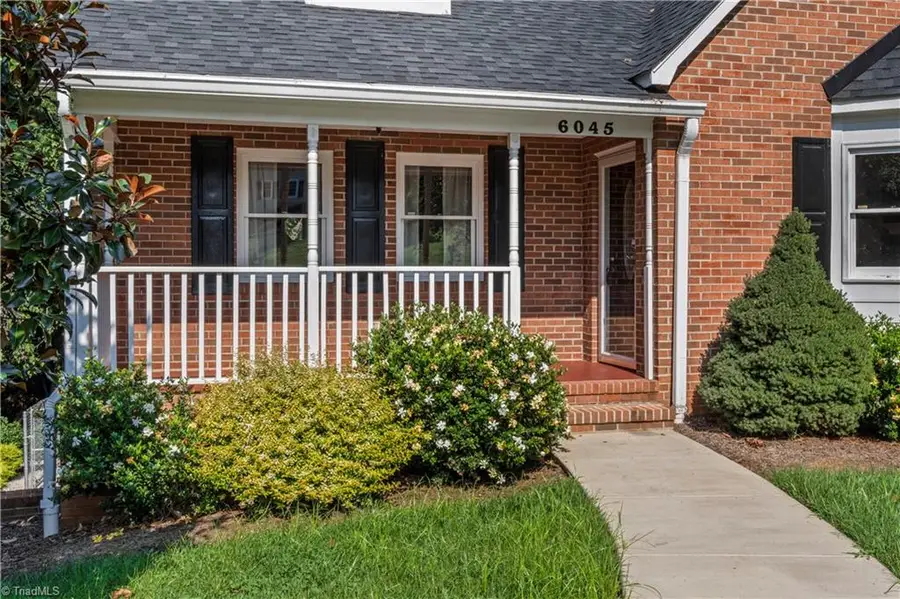 6045 Stone Bluff Drive, Clemmons, NC 27012 - #2