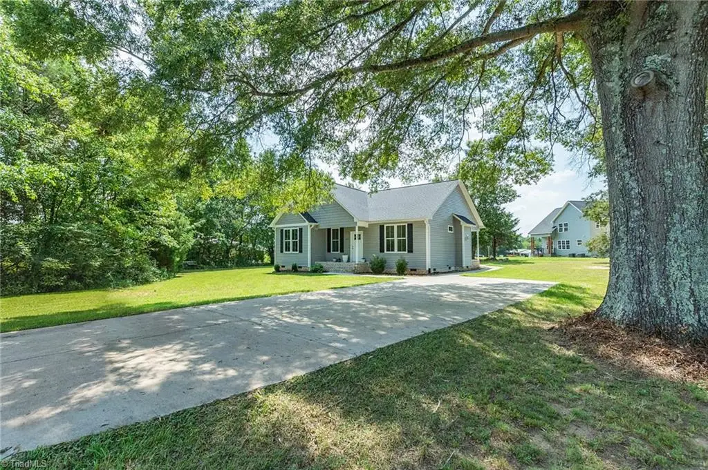 1834 Tall Pines Road, Lexington, NC 27295 - #1