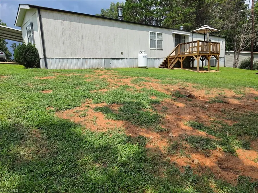264 Smith Ridgecrest Road, North Wilkesboro, NC 28659 - #2