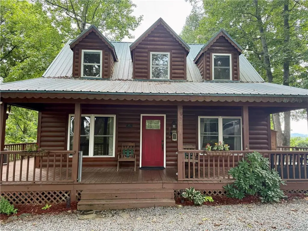 61 Lucky Hill Road, Grassy Creek, NC 28631 - #1