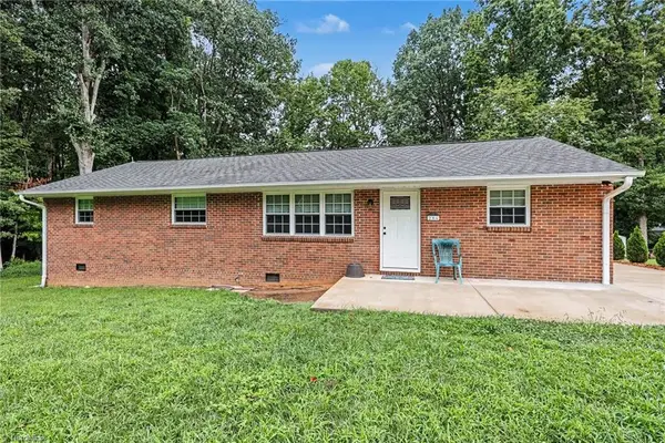 206 Hendrix Drive, Kernersville, NC 27284
