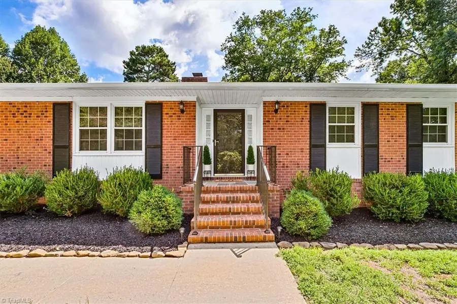 104 Wesleyan Drive, Jamestown, NC 27282 - #3