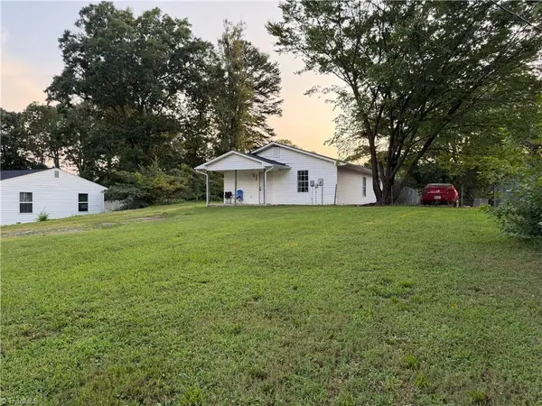 302 Goforth Drive, Thomasville, NC 27360