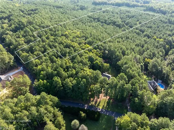 146 Cove Wood Drive, Denton, NC 27239