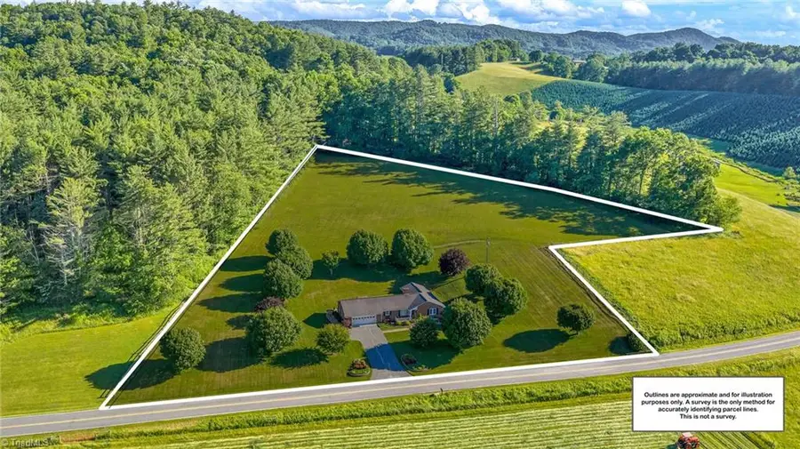 201 Reno Road, West Jefferson, NC 28694 - #2