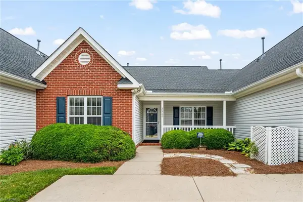3925 Parkview Court, Winston-Salem, NC 27127
