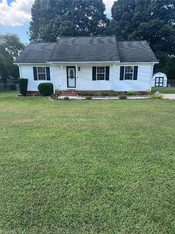 105 Bell Drive, Thomasville, NC 27360