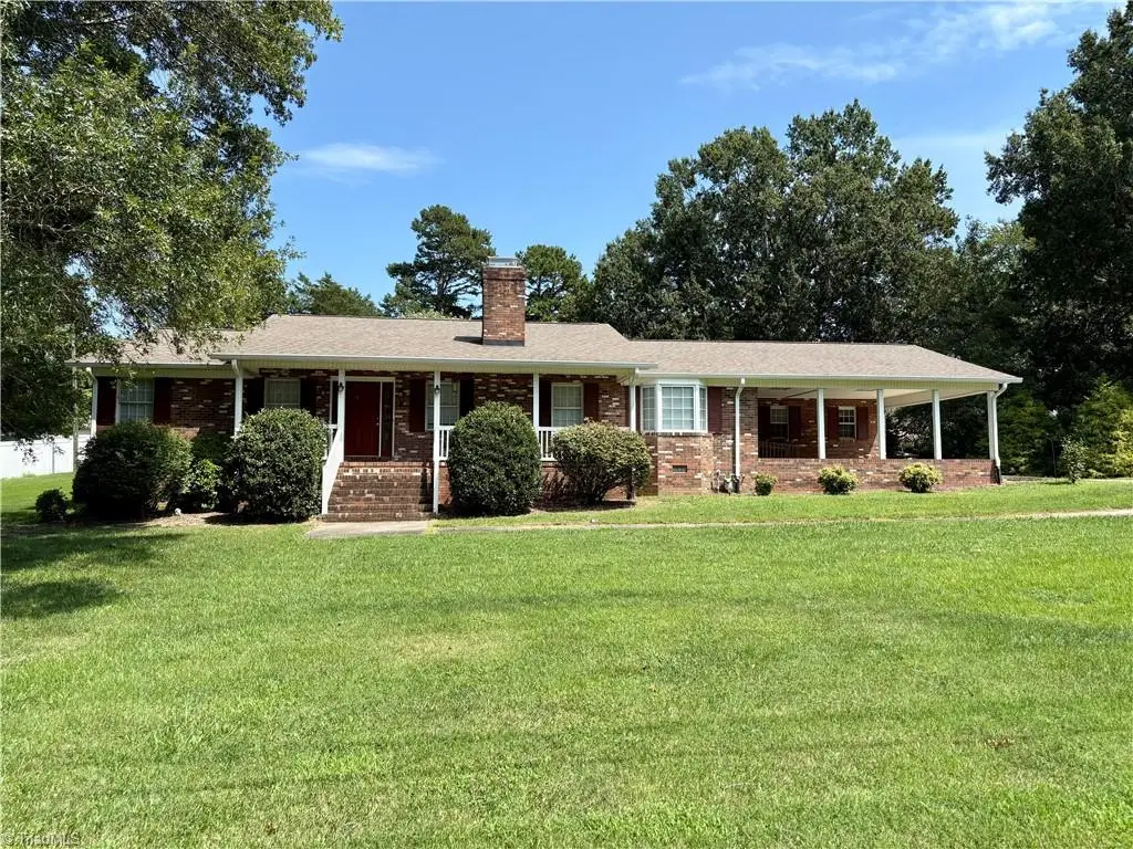 335 Gregg Street, Archdale, NC 27263 - #1