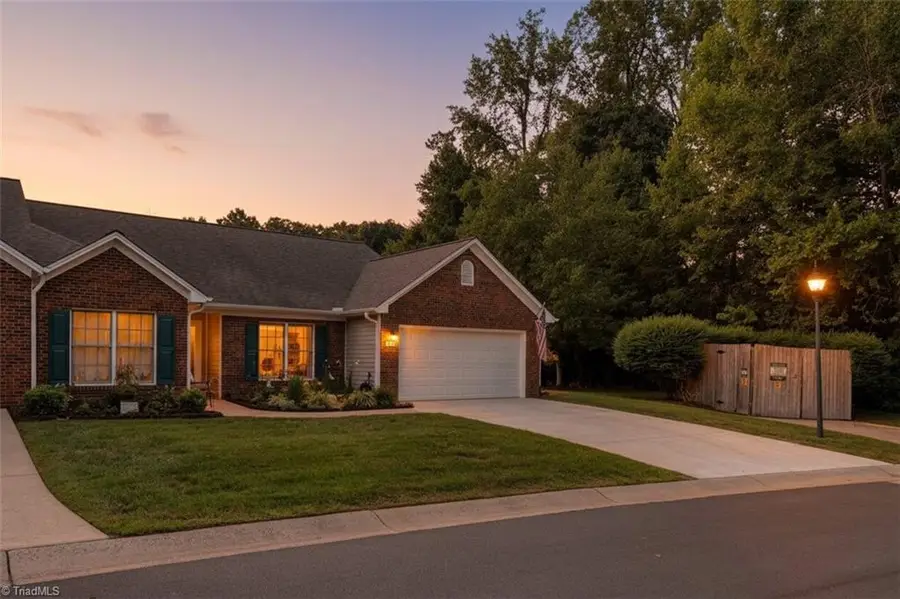 3027 Maple Avenue, Burlington, NC 27215 - #3
