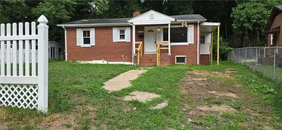 2219 Manchester Street, Winston Salem, NC 27105 - #3