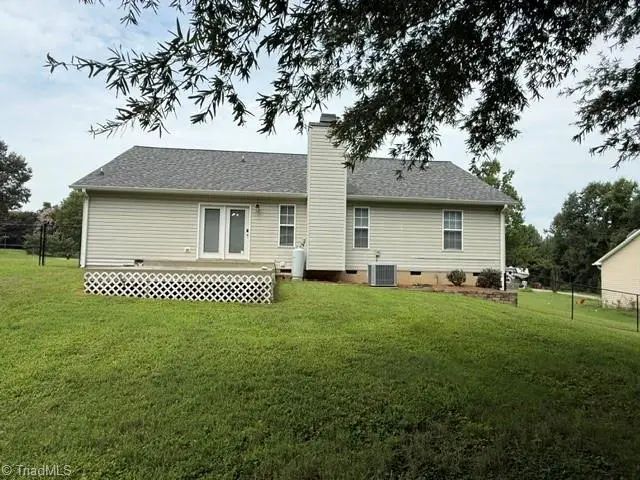 194 Briarcreek Drive, Midway, NC 27107 - #2