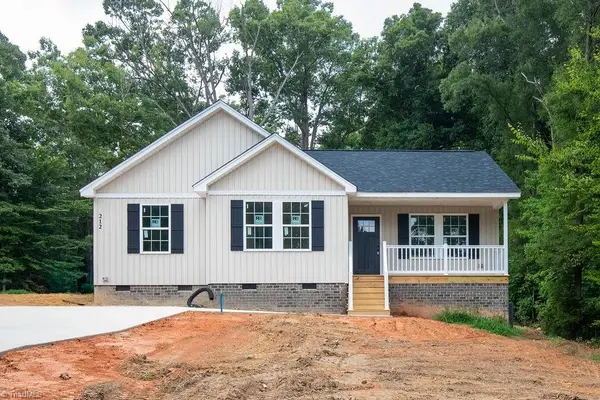212 Koontz Avenue, Thomasville, NC 27360