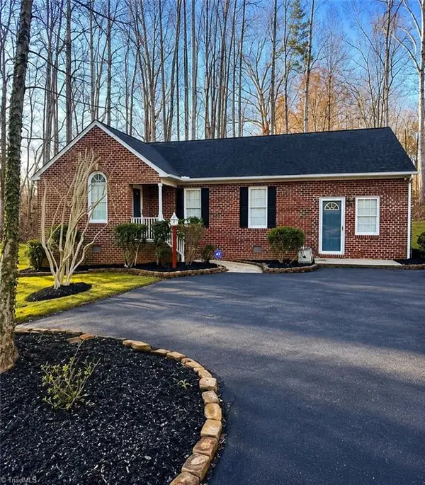 804 Salem Court, Asheboro, NC 27205