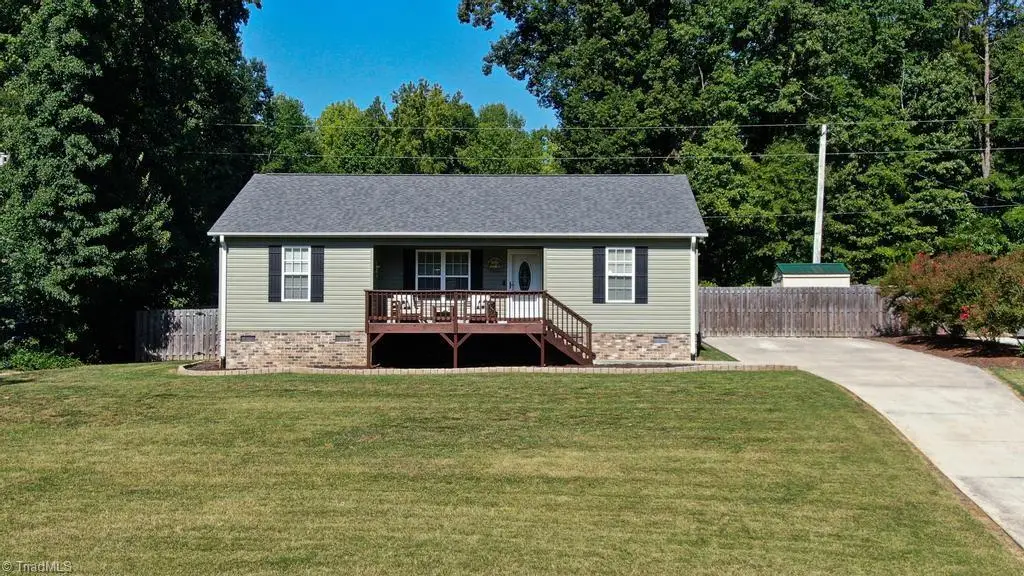 228 Martin Avenue, Lexington, NC 27292 - #1
