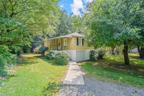 1738 Kivett Council Road, Liberty, NC 27298
