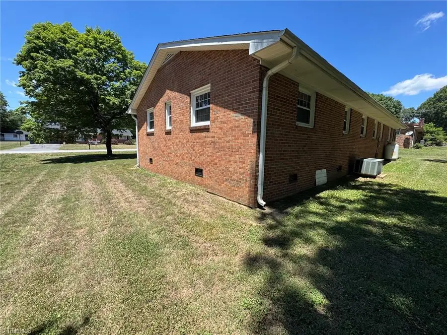 112 Wilson Street, Yadkinville, NC 27055 - #2
