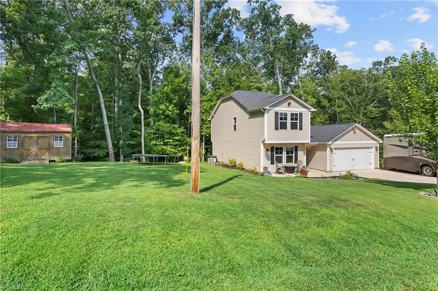 185 Cliffview Drive, Lexington, NC 27292 - #2