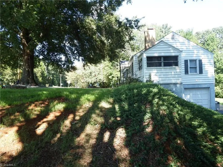 4466 Us Highway 158, Advance, NC 27006 - #2