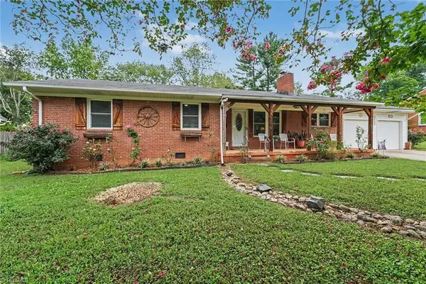 306 Sweetbriar Drive, Lexington, NC 27295