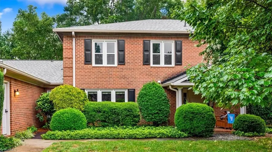 879 Brookleigh Court, Winston Salem, NC 27104 - #2