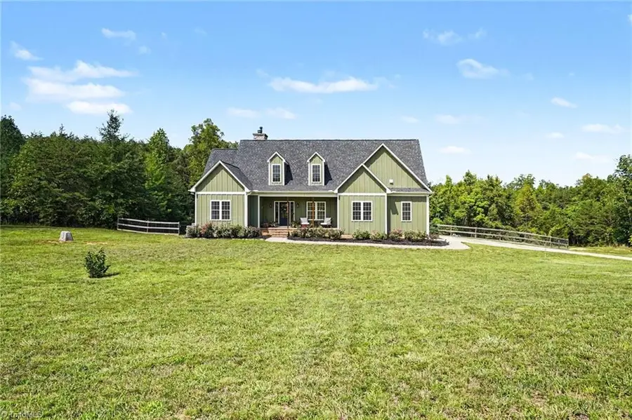 197 Lake Meadows Drive, Reidsville, NC 27320 - #3