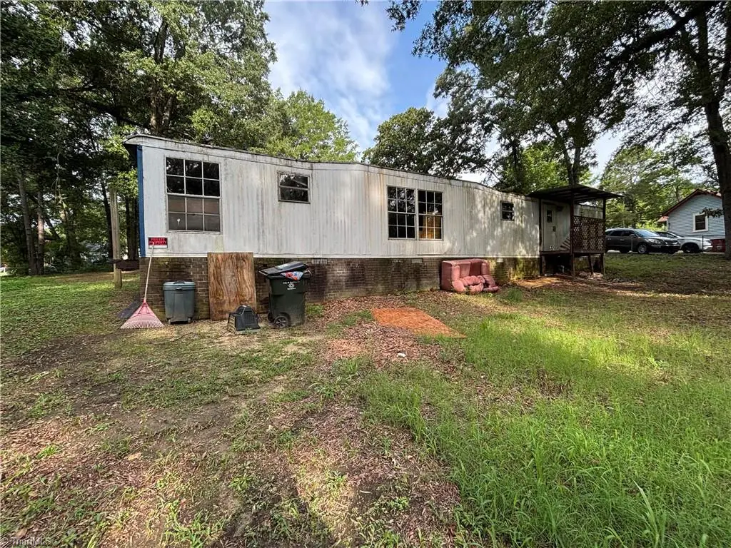 497 Pine Street, Burlington, NC 27217 - #1