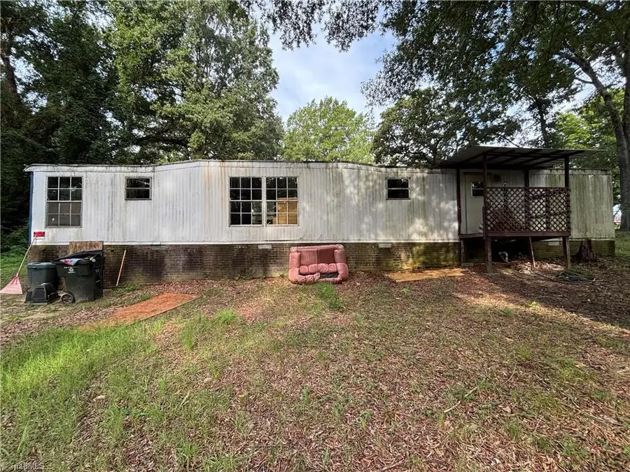 497 Pine Street, Burlington, NC 27217 - #3