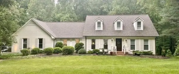 5704 Forest Manor Drive, Greensboro, NC 27410