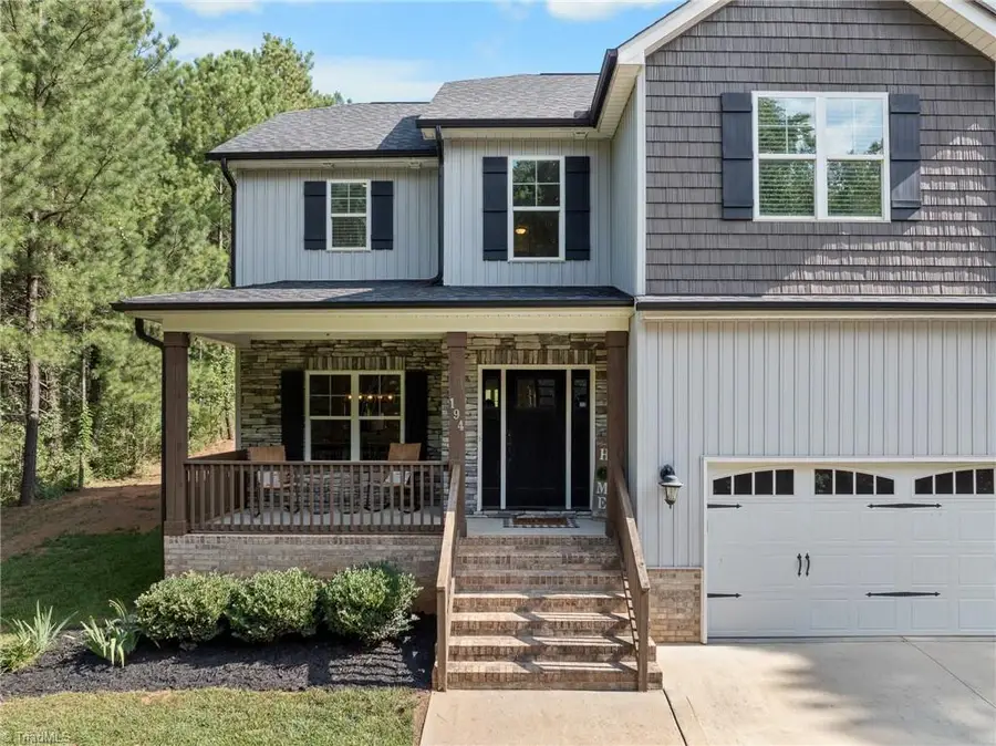 194 Hunting Ridge Drive, Thomasville, NC 27360 - #2